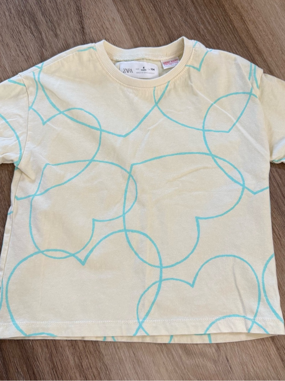 Zara Kids Cream Tee with Light Blue Heart Outline Pattern